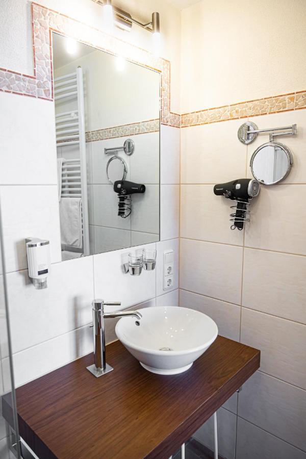 Hotel Gasthof Kaesser Ansbach Eksteriør billede